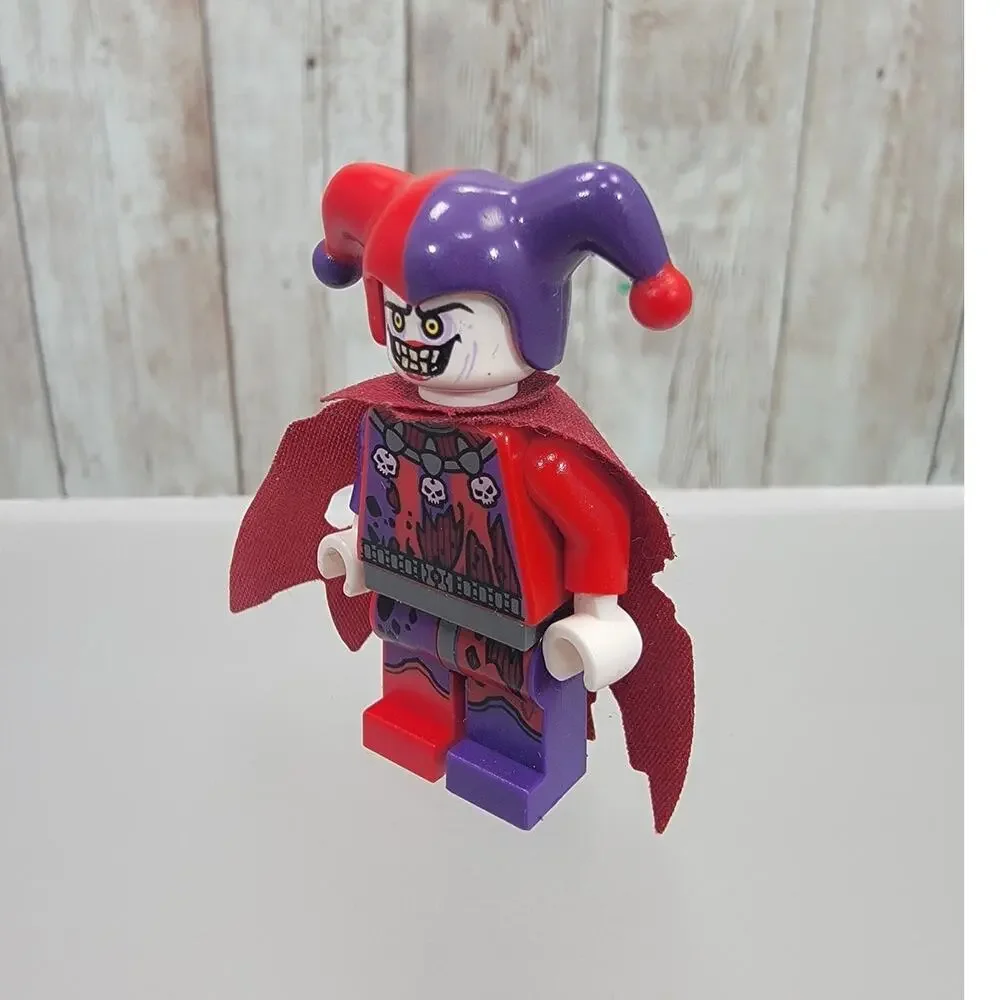 LEGO Nexo Knights Jestro Minifigure With Cape Official Authentic